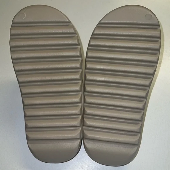 Adidas Yeezy Slide Pure | Size 12 | Brand New (No Box) - Picture 3 of 5